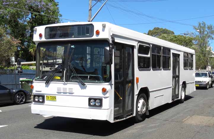 Transit Scenic Tours Mercedes O305 PMC TV7209